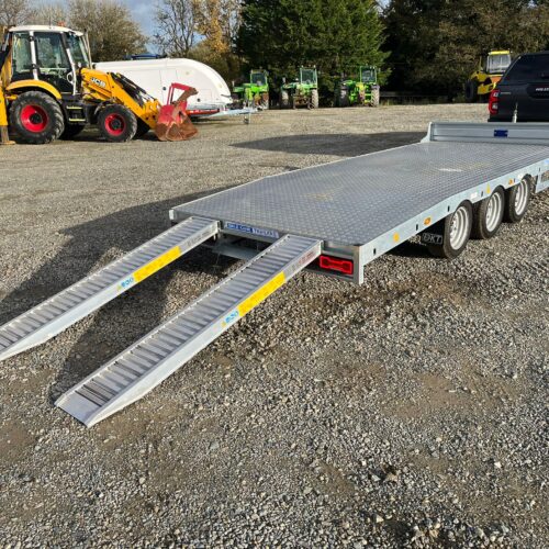 DALE KANE 16'X6'6" BEAVER TAIL TRAILER