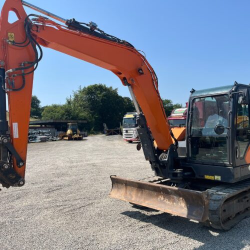 2023 DEVELON DX85-7
